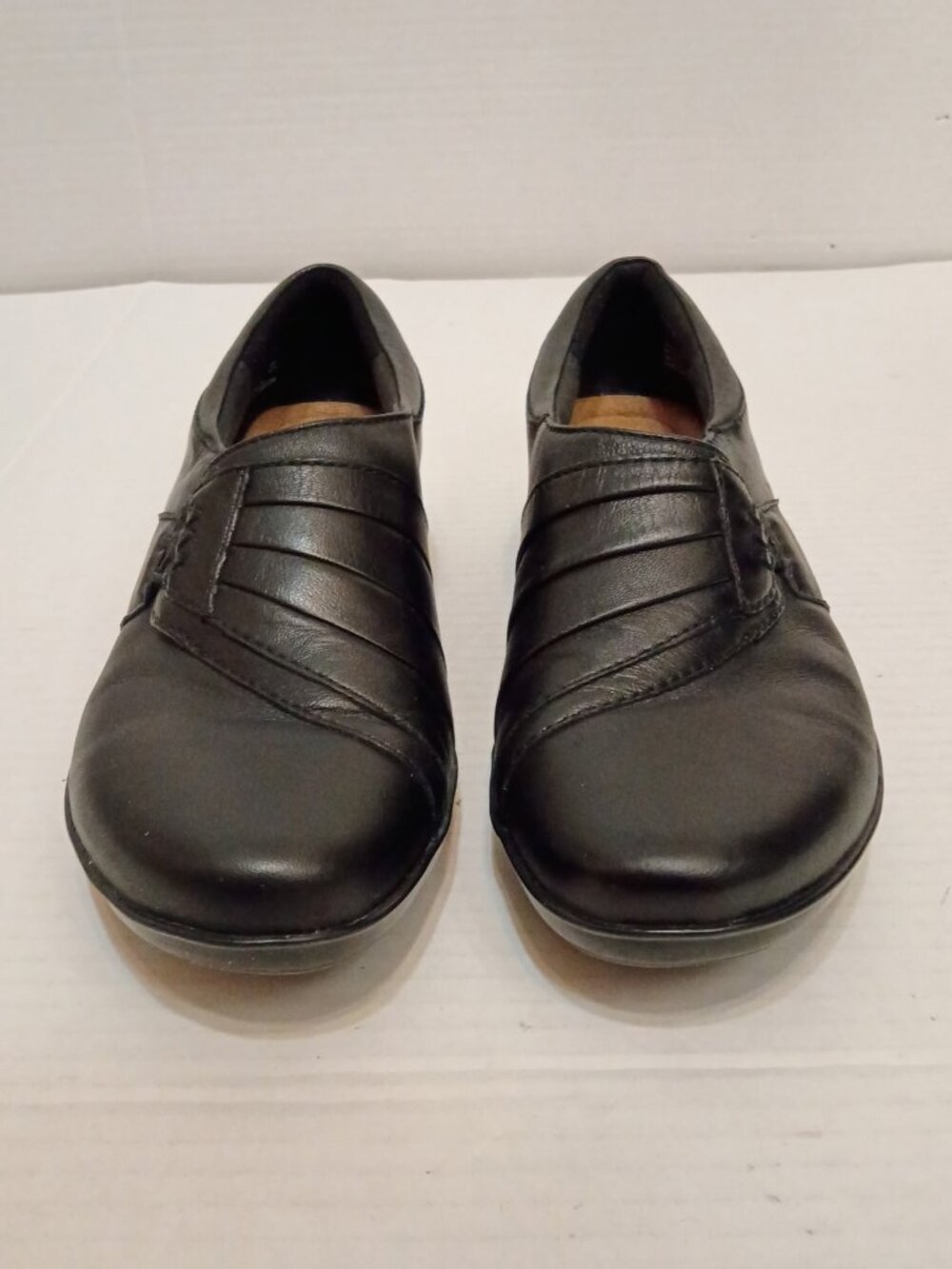 Clarks Everlay Iris Black Leather Slip On Loafers Women’s Size 7M - Picture 3 of 10